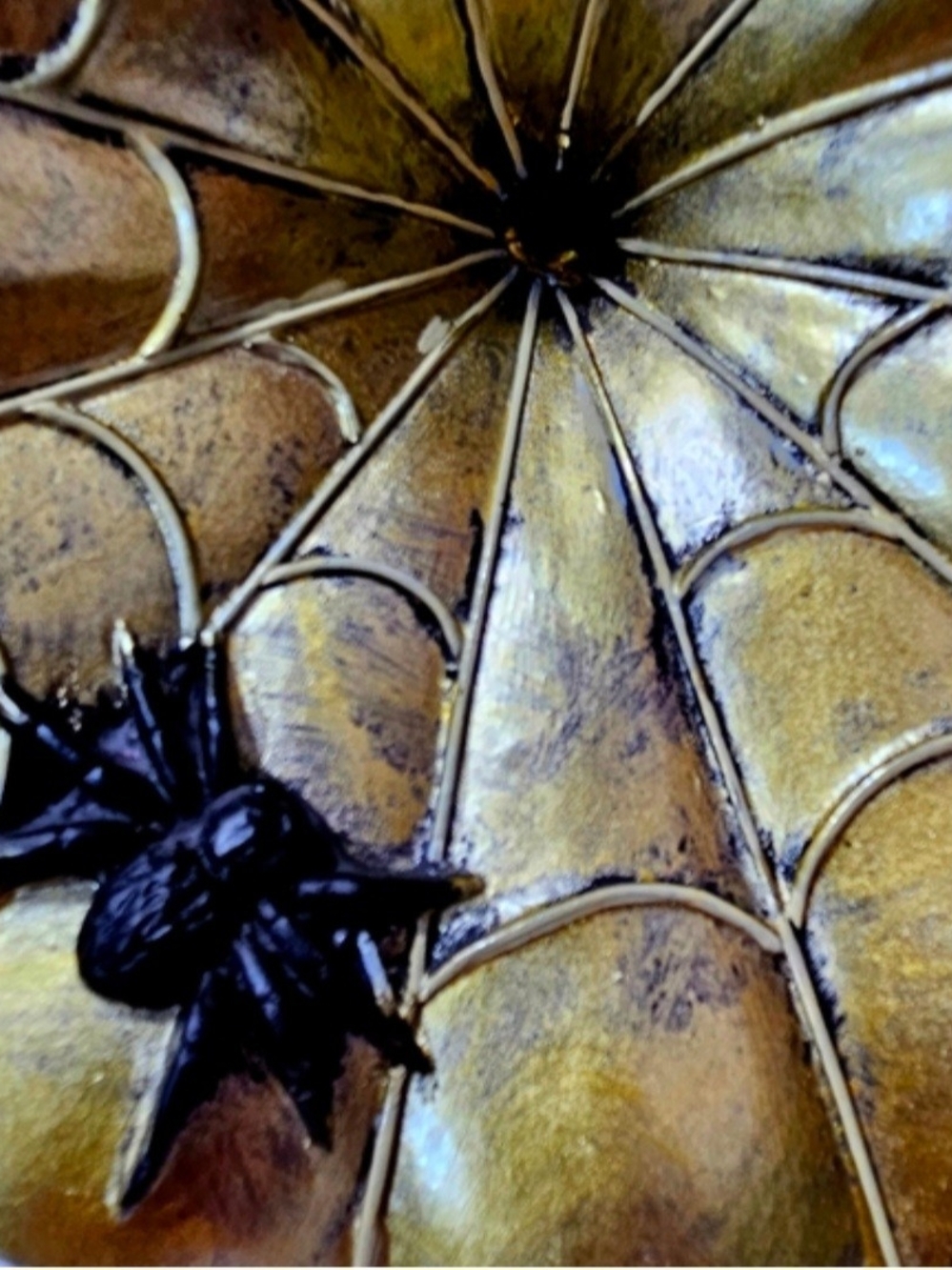 NWT Ashland Halloween Skull Tabletop Decor Spooky Spider Web Phonograph - Picture 3 of 9